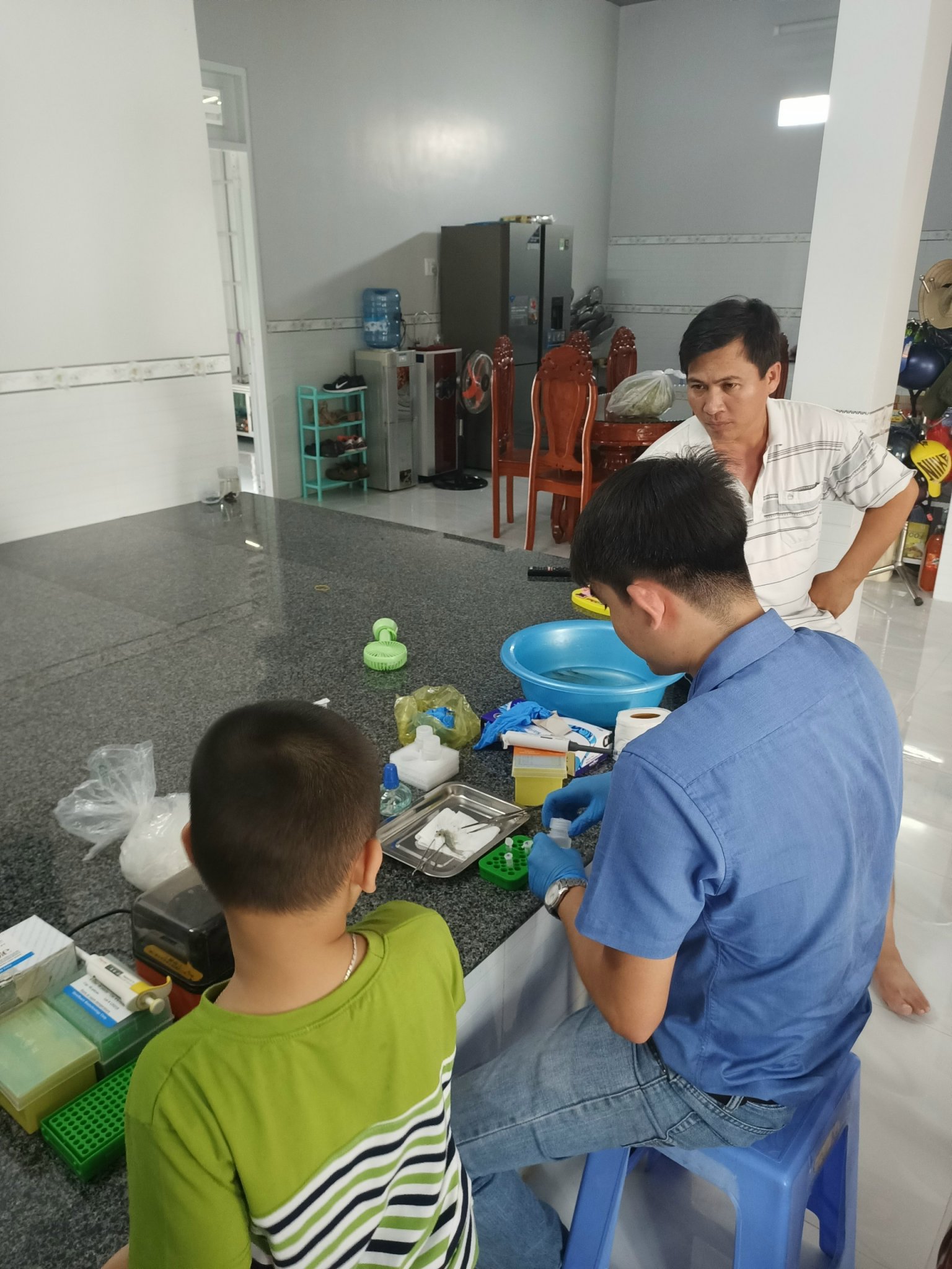 Chương trình hỗ trợ xét nghiệm bệnh tôm bằng máy PCR POCKIT 2